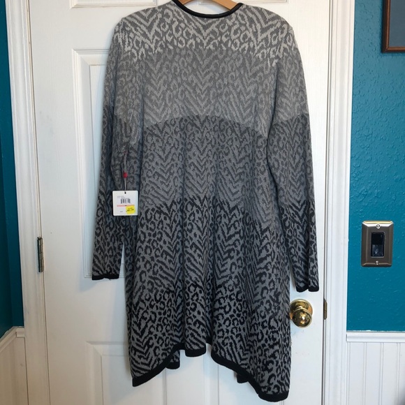 Size 2X Rafaela Long Sweater - Picture 2 of 5
